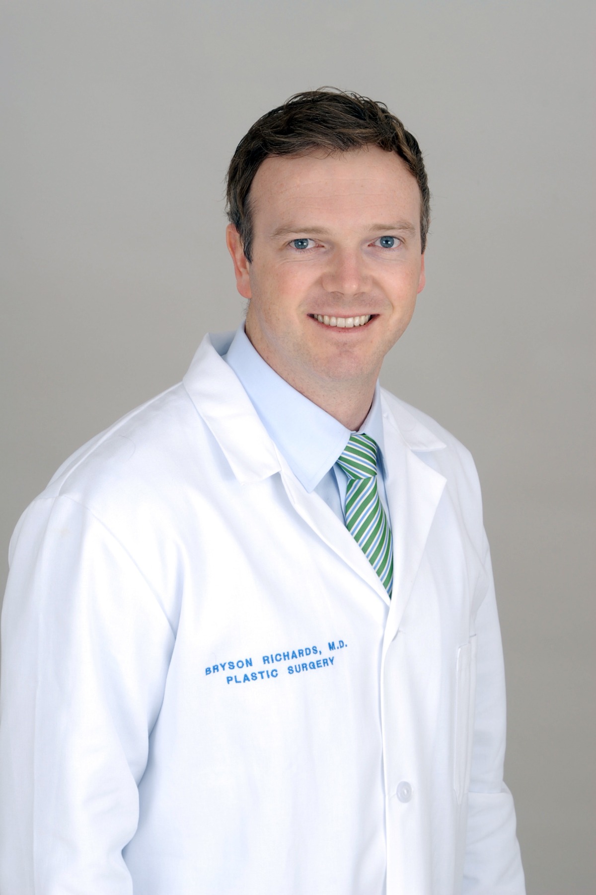 Dr. Bryson Richards: One of the Top Plastic Surgeons in Las Vegas